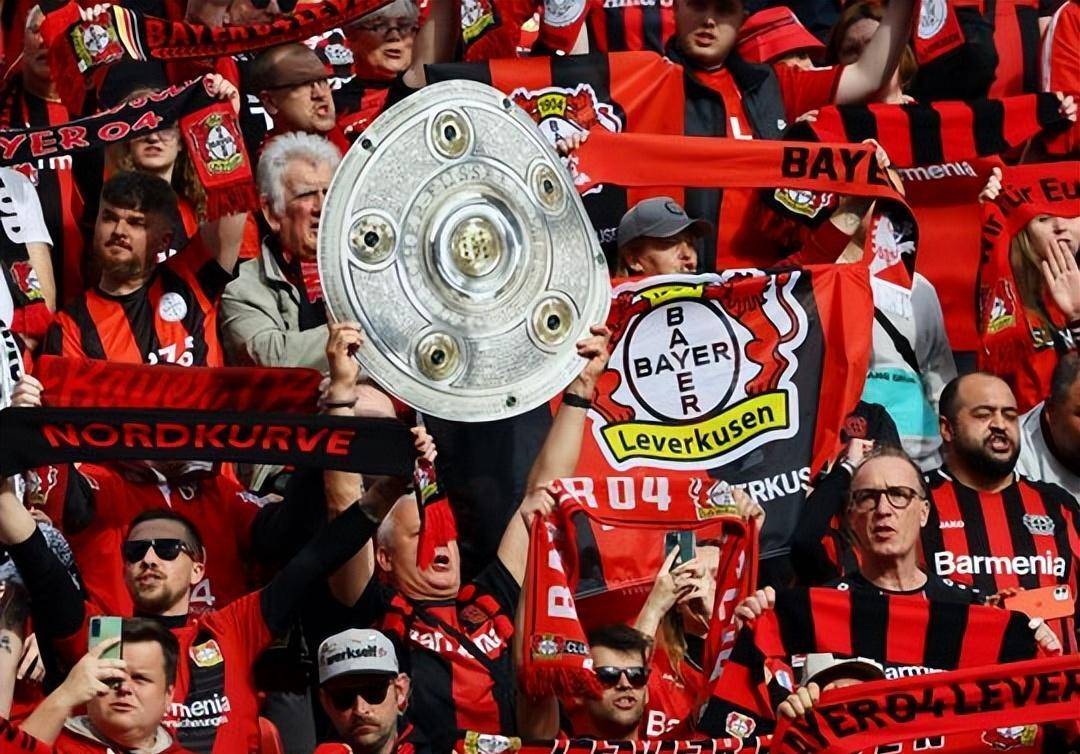 包含今夜勒沃库森豪取连胜:德甲节点到来,值得警惕,团队化学反应显著的词条 包含今夜勒沃库森豪取连胜:德甲节点到来,值得警惕,团队化学反应显著的词条