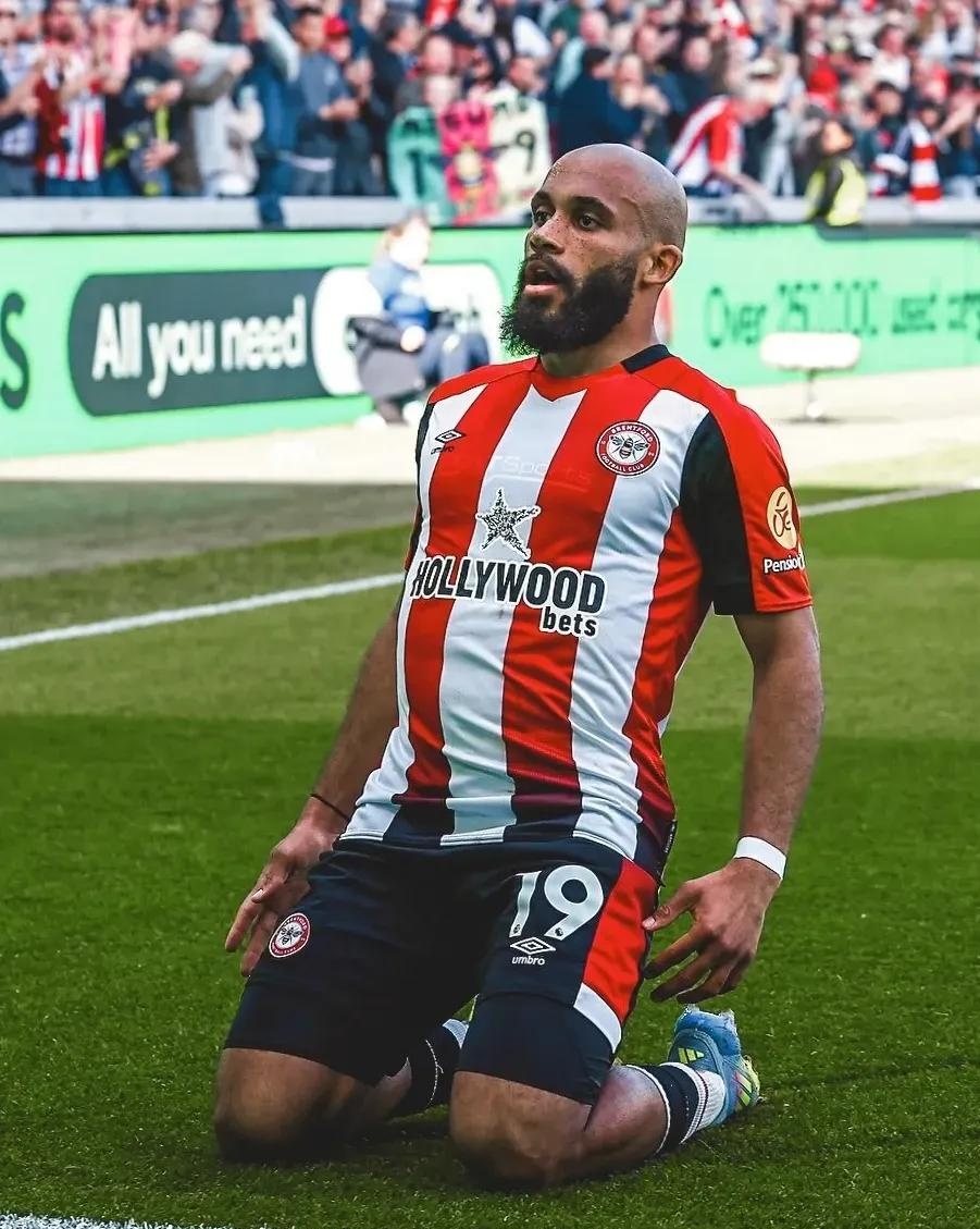 里程碑夜!费耶诺德刷新队史纪录;德甲今夜刷纪录;底气十足;临场指挥获称赞的简单介绍 里程碑夜!费耶诺德刷新队史纪录;德甲今夜刷纪录;底气十足;临场指挥获称赞的简单介绍