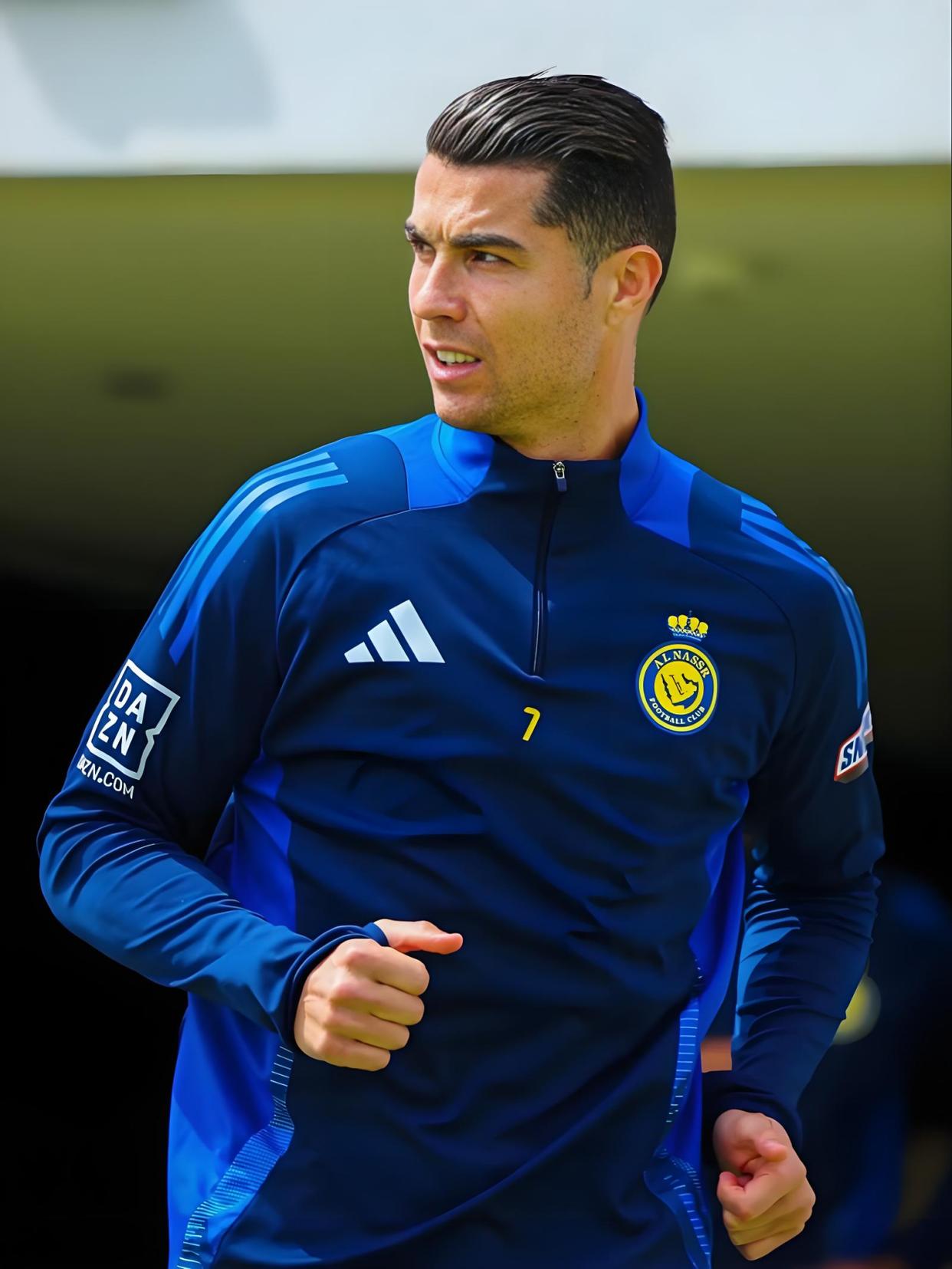 包含C罗连续十二场比赛得分超过问鼎冠军，DWG挑战极限！的词条